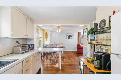 103 Oakland Avenue, Cranston, RI 02910 - Photo 9