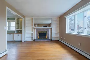 63 Cul De Sac Way, East Providence, RI 02915 - Photo 3