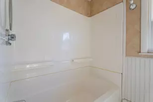 63 Cul De Sac Way, East Providence, RI 02915 - Photo 23