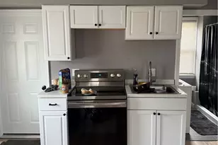 14 Dome St, Providence, RI 02908 - Photo 5