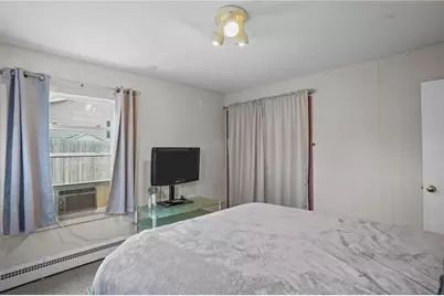 1010 Warwick Avenue, Warwick, RI 02888 - Photo 25