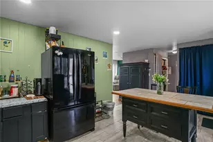 1010 Warwick Ave, Warwick, RI 02888 - Photo 7