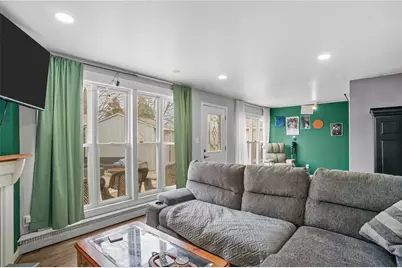 1010 Warwick Avenue, Warwick, RI 02888 - Photo 13