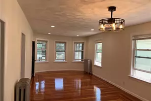 22 Ingleside Ave, Cranston, RI 02905 - Photo 3