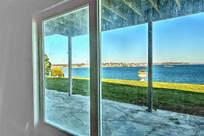 727 Boston Neck Road, Narragansett, RI 02882 - Photo 15