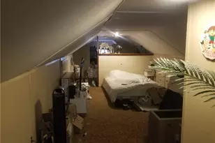 27 Hillcrest Ave, Pawtucket, RI 02860 - Photo 17