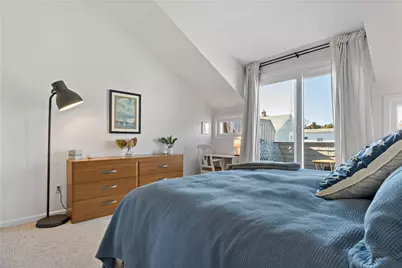26 West Narragansett Avenue #6, Newport, RI 02840 - Photo 19