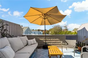 26 West Narragansett Ave, Newport, RI 02840 - Photo 21