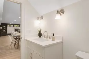 25 Linden Dr, Providence, RI 02906 - Photo 43