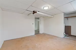 90 Garden St, Cranston, RI 02910 - Photo 37