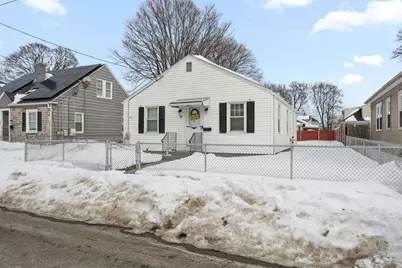 39 Clinton Street, Pawtucket, RI 02861 - Photo 7