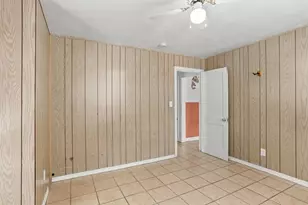 39 Clinton St, Pawtucket, RI 02861 - Photo 19