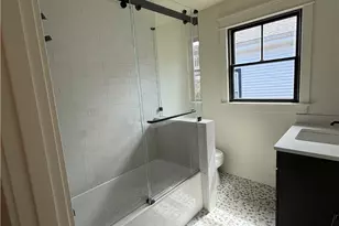 75 Marlborough St, East Greenwich, RI 02818 - Photo 13