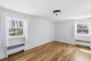 11 Fountain Ave, Barrington, RI 02806 - Photo 13