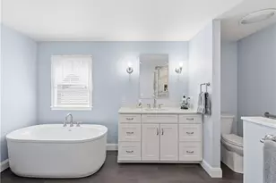 11 Fountain Ave, Barrington, RI 02806 - Photo 11