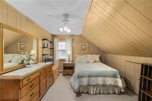 10 Bellevue Ave, North Providence, RI 02911 - Photo 29