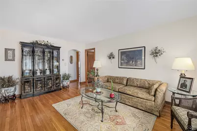 10 Bellevue Avenue, North Providence, RI 02911 - Photo 5