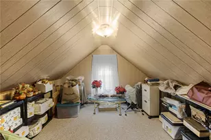 10 Bellevue Ave, North Providence, RI 02911 - Photo 31