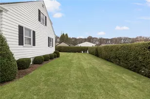 10 Bellevue Ave, North Providence, RI 02911 - Photo 47