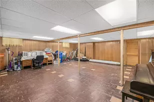 10 Bellevue Ave, North Providence, RI 02911 - Photo 37