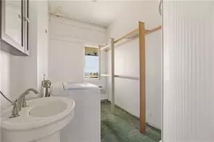 1449 Main Rd, Tiverton, RI 02878 - Photo 27