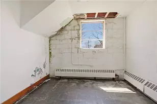 1449 Main Rd, Tiverton, RI 02878 - Photo 13