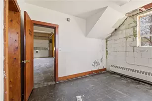 1449 Main Rd, Tiverton, RI 02878 - Photo 11