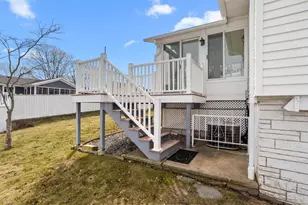 30 Dover Ave, East Providence, RI 02914 - Photo 41