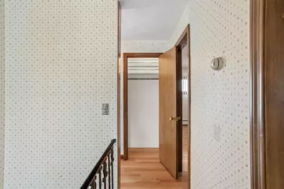 30 Dover Avenue, East Providence, RI 02914 - Photo 23