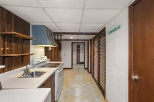 30 Dover Ave, East Providence, RI 02914 - Photo 35