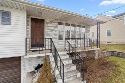 30 Dover Avenue, East Providence, RI 02914 - Photo 5