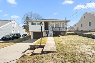 30 Dover Ave, East Providence, RI 02914 - Photo 3