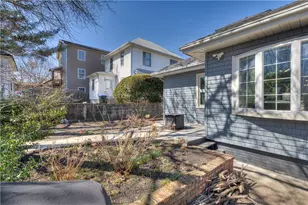 66 Roanoke St, Providence, RI 02908 - Photo 35