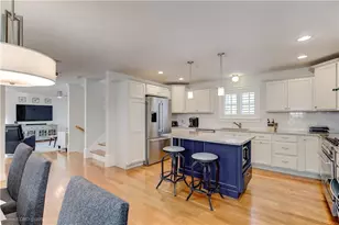 4 Barney St, Newport, RI 02840 - Photo 5