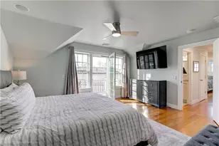 4 Barney St, Newport, RI 02840 - Photo 9