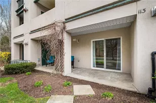 25 Devereux St, Providence, RI 02909 - Photo 19