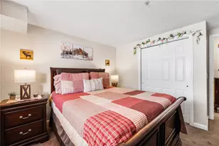 25 Devereux St, Providence, RI 02909 - Photo 13