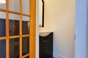 92 Pelham St, Newport, RI 02840 - Photo 17