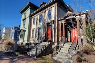 92 Pelham St, Newport, RI 02840 - Photo 1