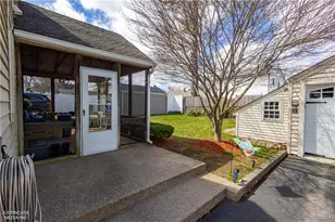 151 W Forest Ave, Pawtucket, RI 02860 - Photo 45