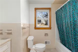 130 Brentwood Ave, Warwick, RI 02886 - Photo 31