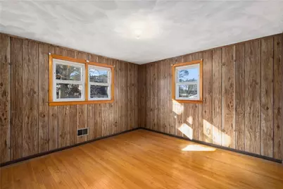 130 Brentwood Avenue, Warwick, RI 02886 - Photo 27