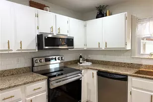 461 River Rd, Lincoln, RI 02865 - Photo 5