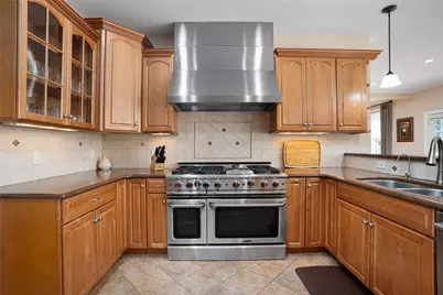 60 Schooner Drive, South Kingstown, RI 02879 - Photo 13