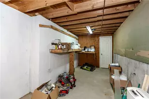 422 Lake Shore Dr, Warwick, RI 02889 - Photo 37