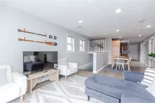 422 Lake Shore Dr, Warwick, RI 02889 - Photo 15