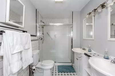 422 Lake Shore Drive, Warwick, RI 02889 - Photo 21