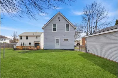 128 Cleveland Street, Woonsocket, RI 02895 - Photo 19