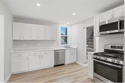 128 Cleveland Street, Woonsocket, RI 02895 - Photo 5