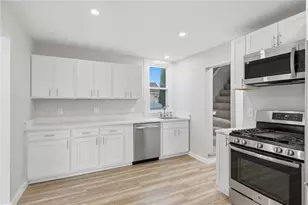 128 Cleveland St, Woonsocket, RI 02895 - Photo 5